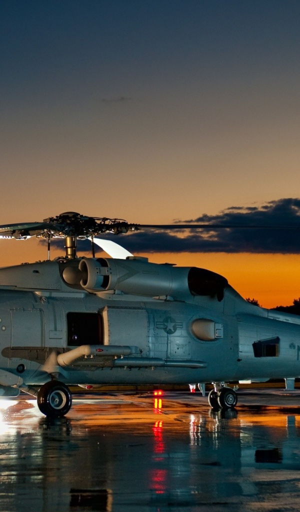 Военный вертолет Sikorsky UH-60 Black Hawk