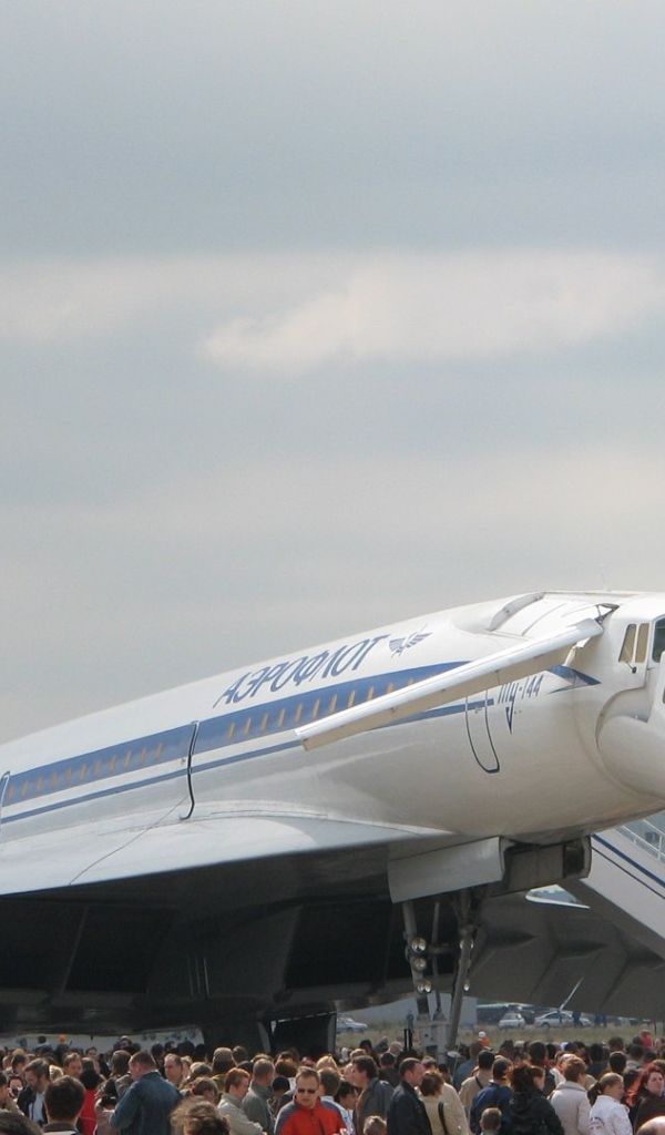 Сверхзвуковой пассажирский самолёт Ту-144