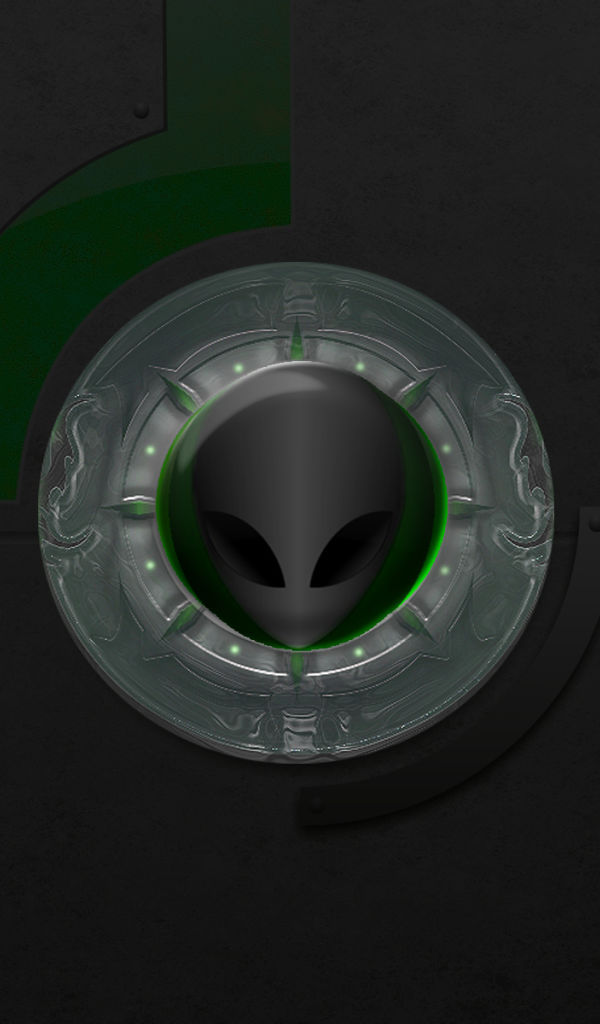 Лицо инопланетянина, серый фон