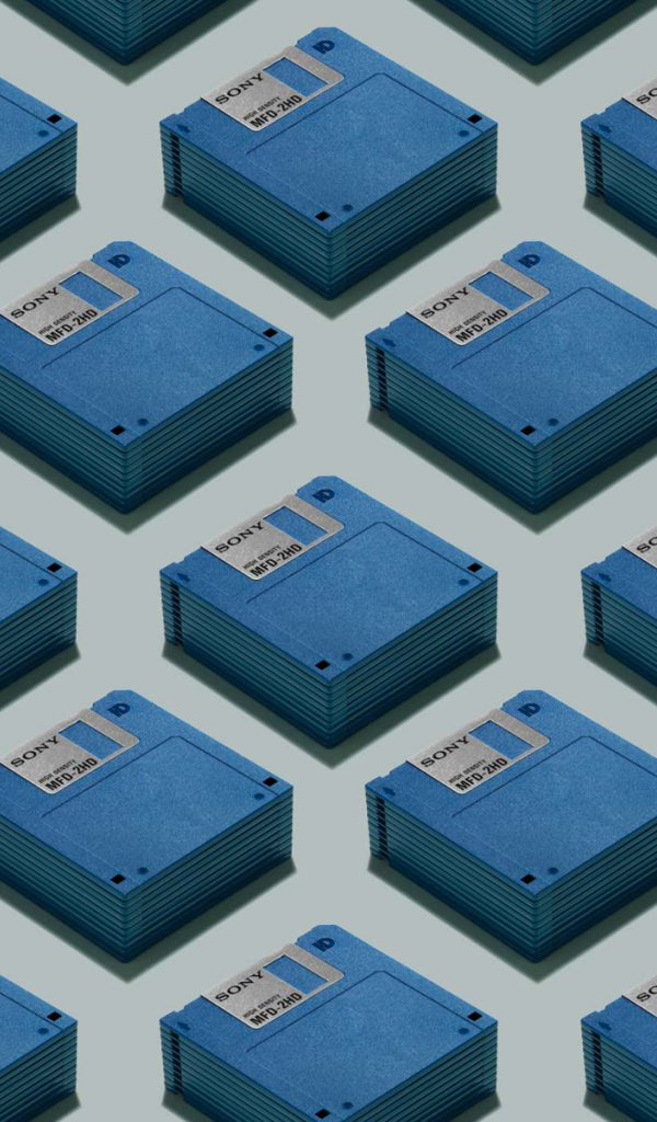 Стопки голубых дискет