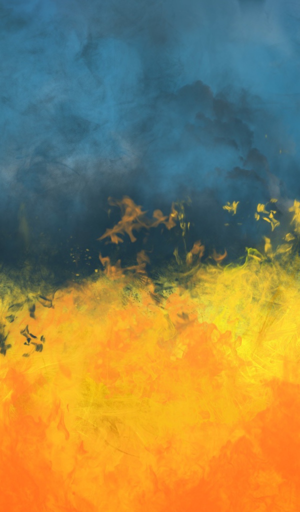 Желтое пламя и синий дым
