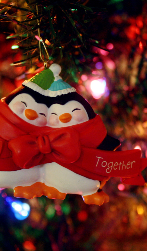 Игрушка два пингвина