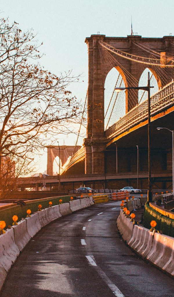 Бруклинский мост на закате