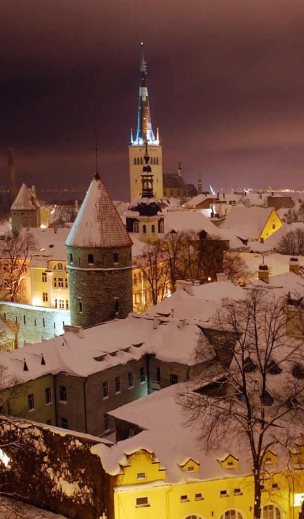 Вечерний город Таллинн