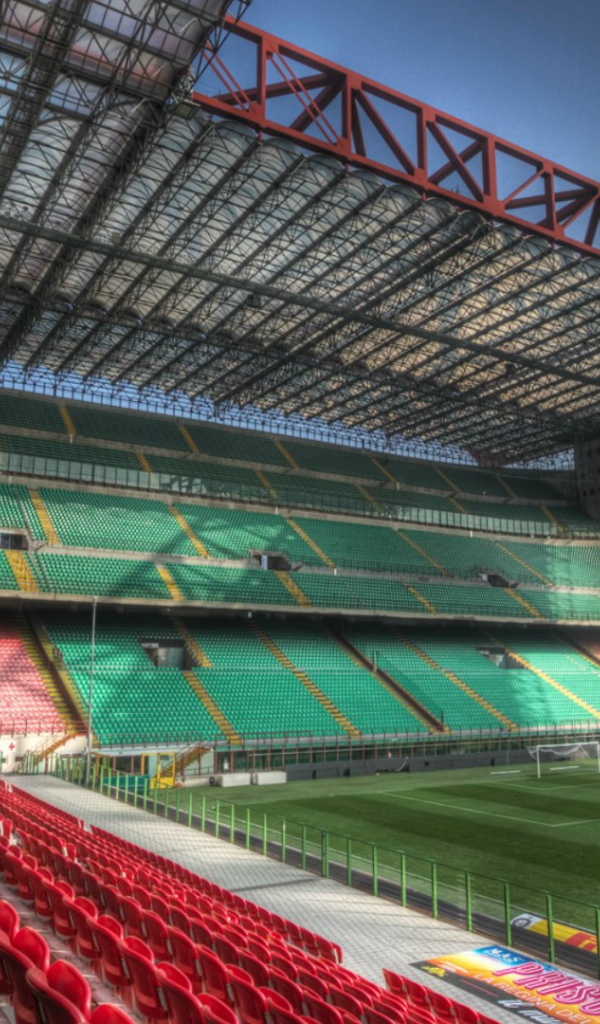 Миланский стадион Сан-Сиро