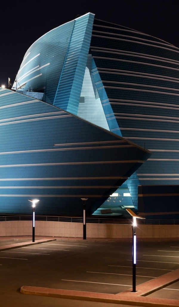 Современное здание в Астане, Казахстан