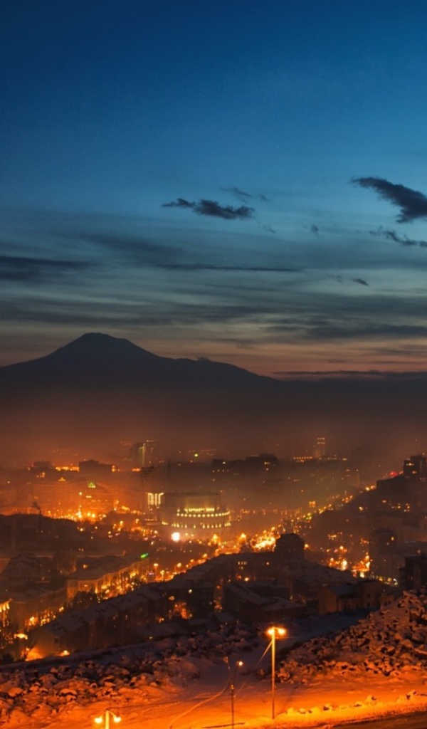 Ночной Ереван, Армения