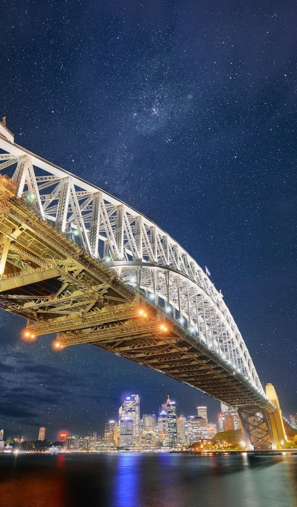 Ночная подсветка моста, фото HDR