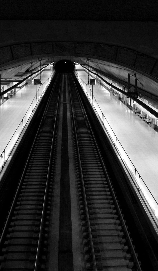 Фото платформы метро сверху