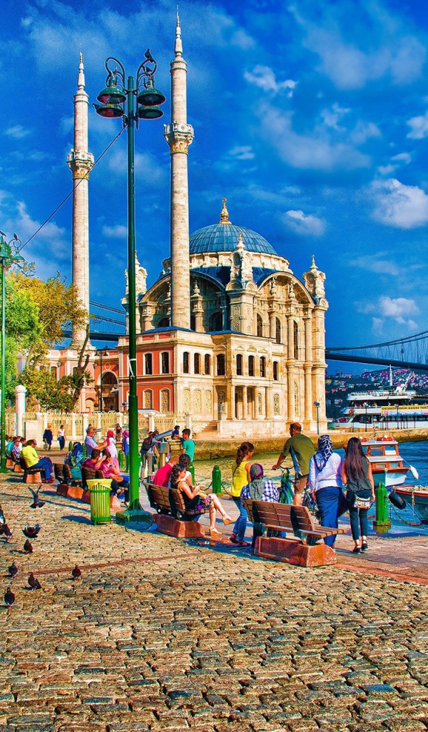 Набережная в Стамбуле, фото HDR