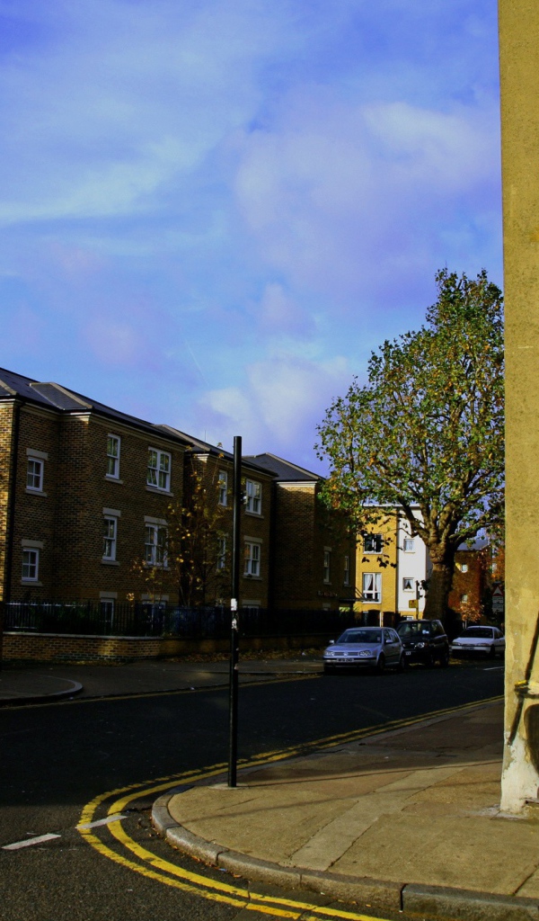 Дорожная разметка на стене