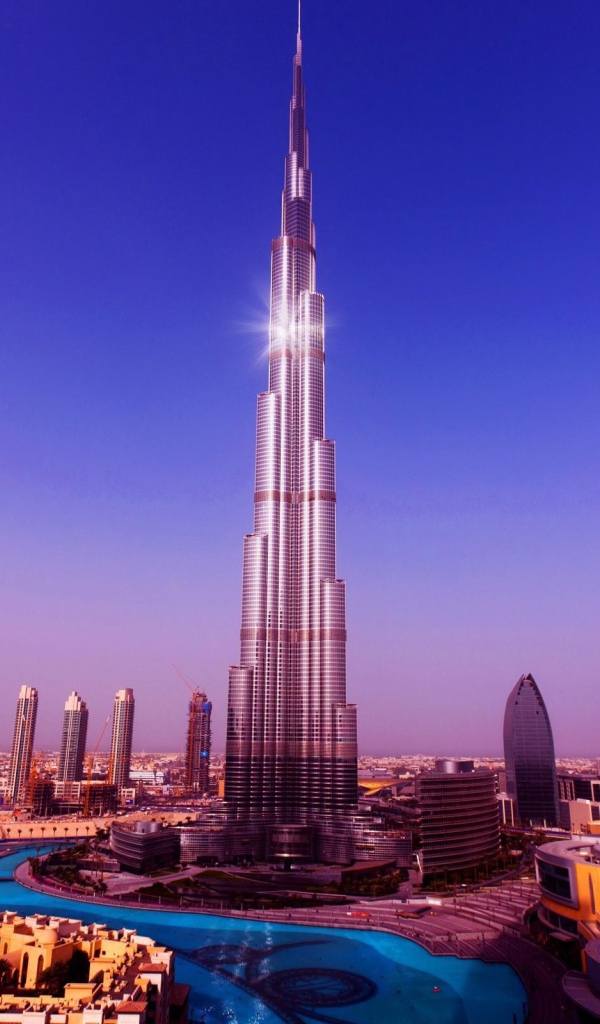 Высочайшее здание мира в Дубаи