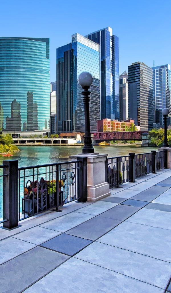 Пешеходная набережная в большом городе