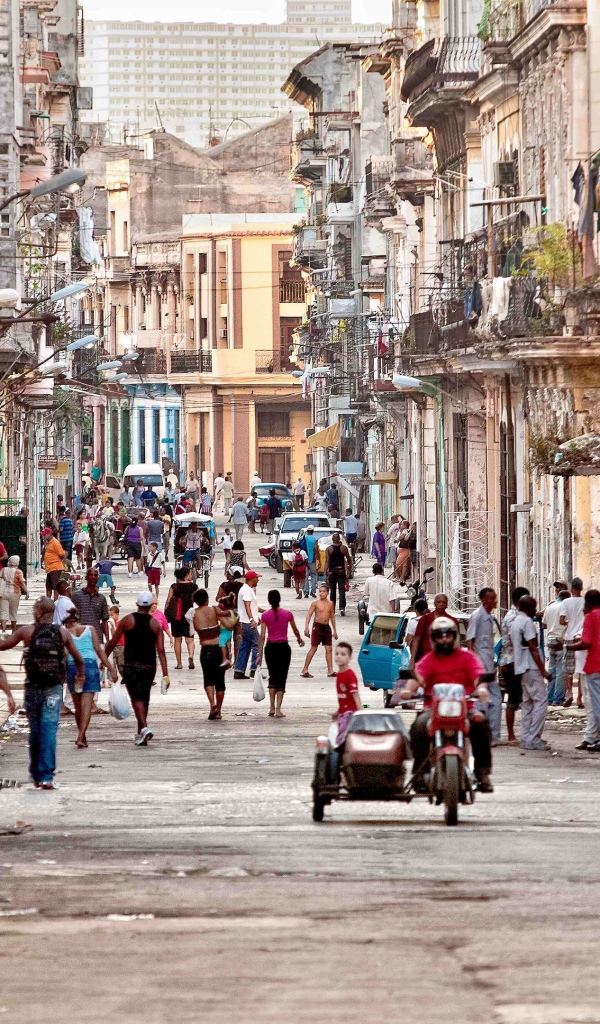 Движение на улице в Гаване