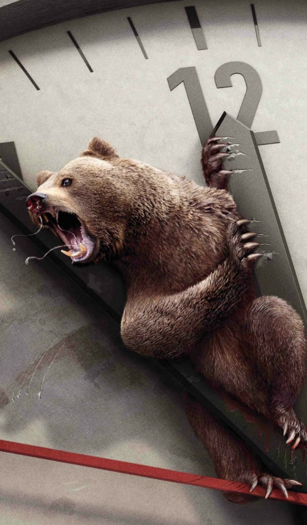 Медведь на часовом циферблате