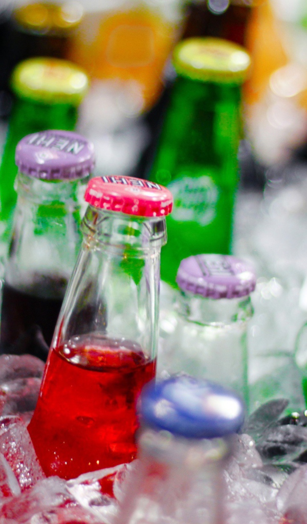 Крышки бутылок пива и коктейлей