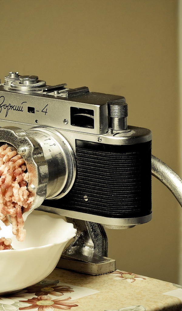 Креативная мясорубка из фотоаппарата