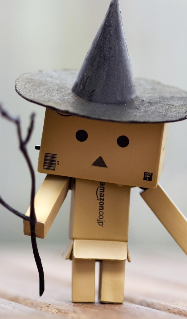 Дандо в шляпе ведьмы