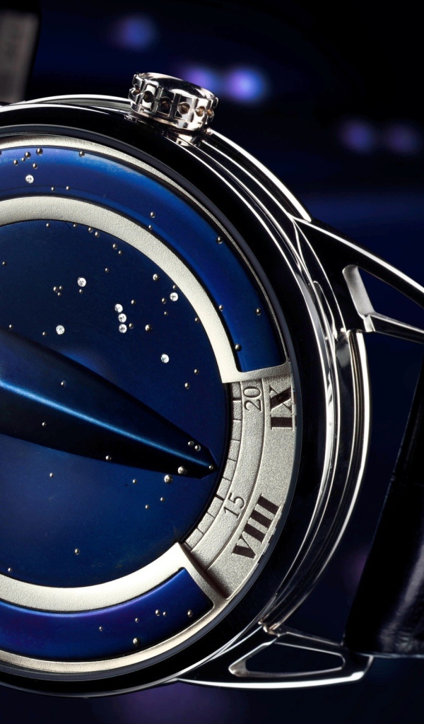 Дизайнерские часы с необычным циферблатом