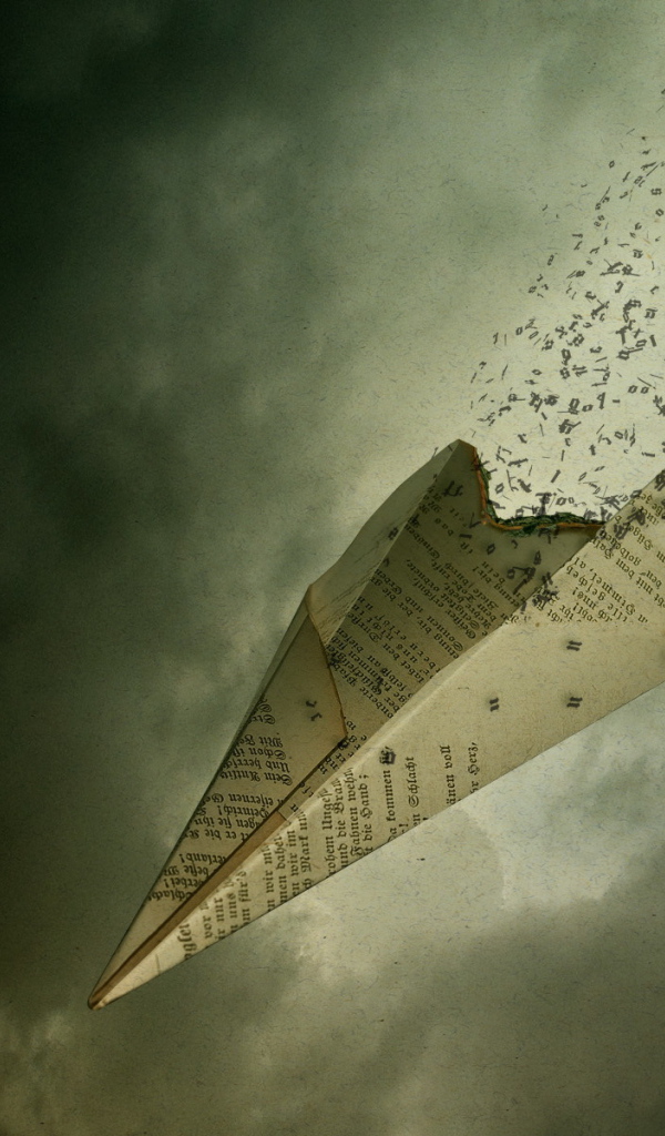 Падающий бумажный самолет