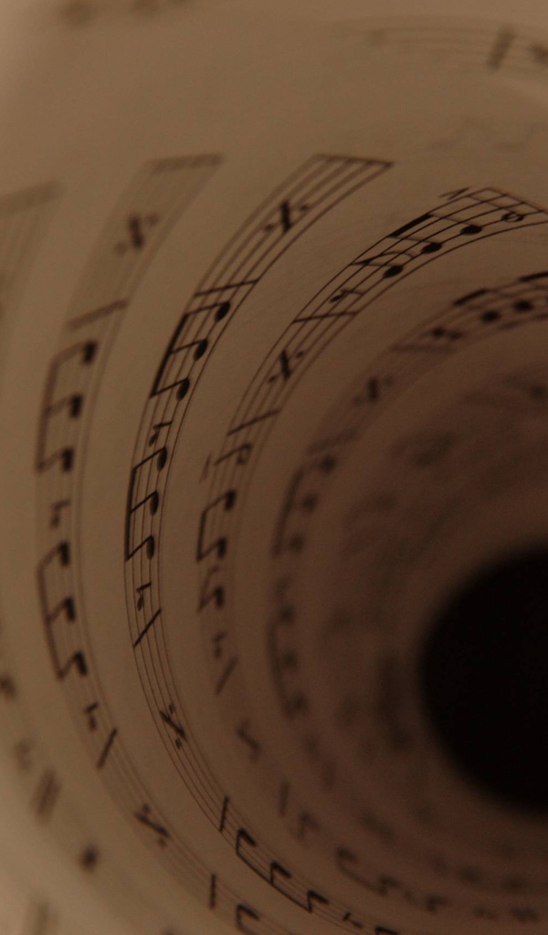 Ноты свернуты в трубку