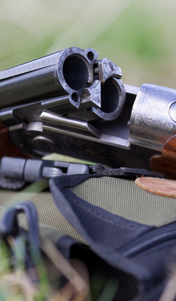 Открытое охотничье ружье