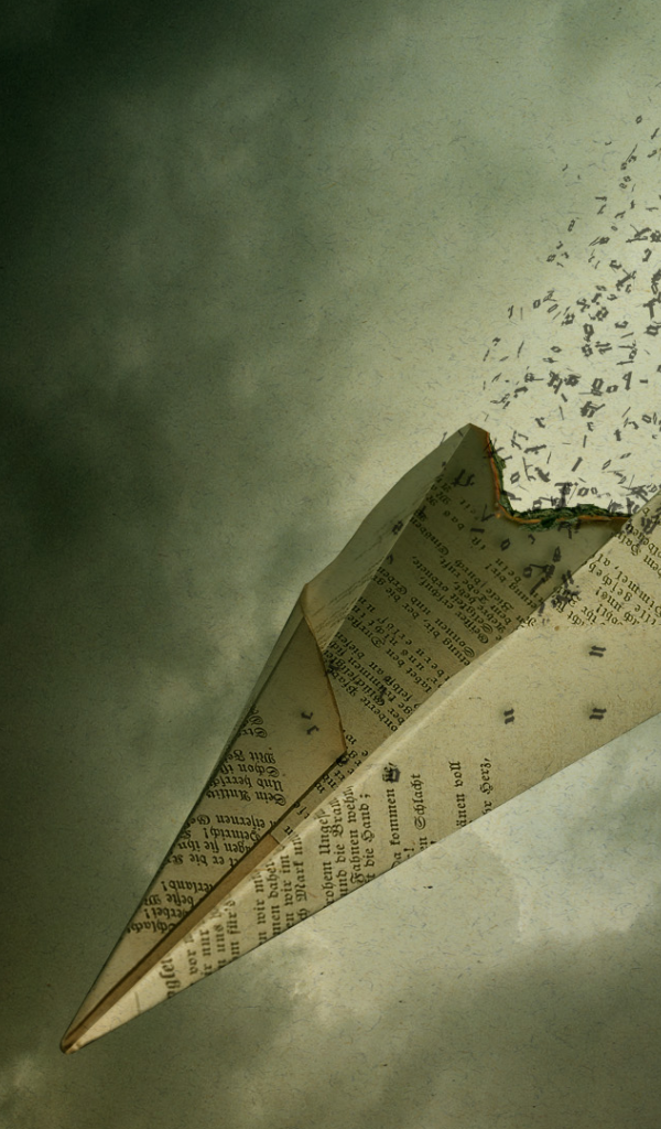 Бумажный самолет теряет буквы