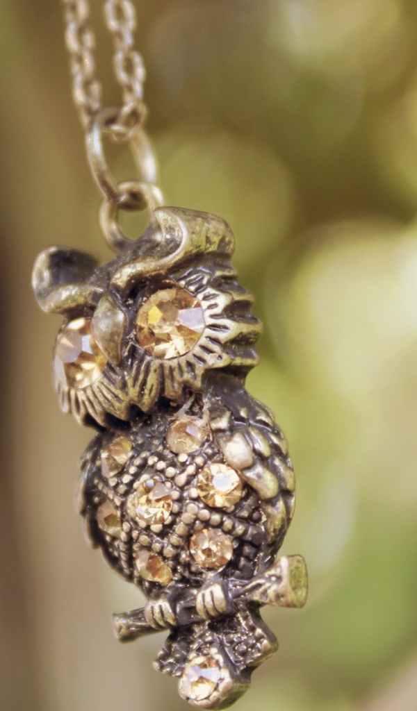 Кулон в виде совы