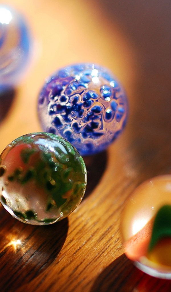 Прозрачные шарики для игры