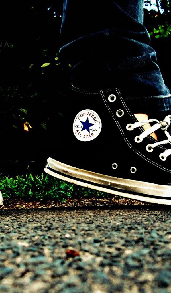 Прогулка в кедах Converse