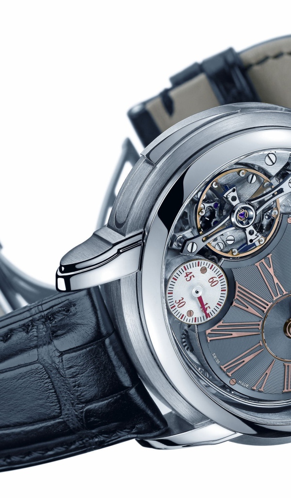 Часы с несколькими циферблатами