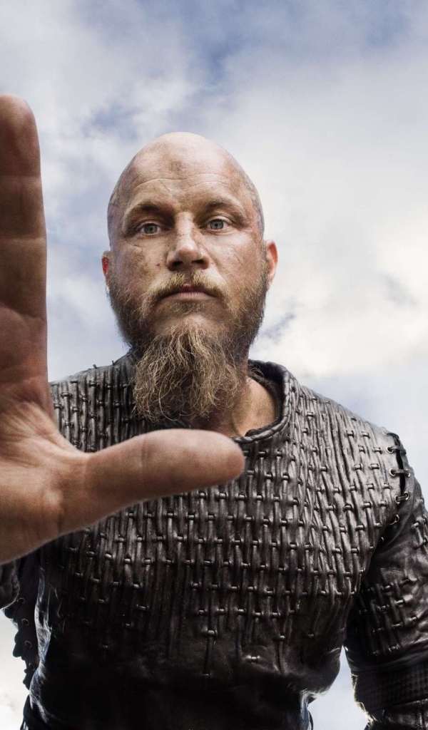 Крест на руке викинга