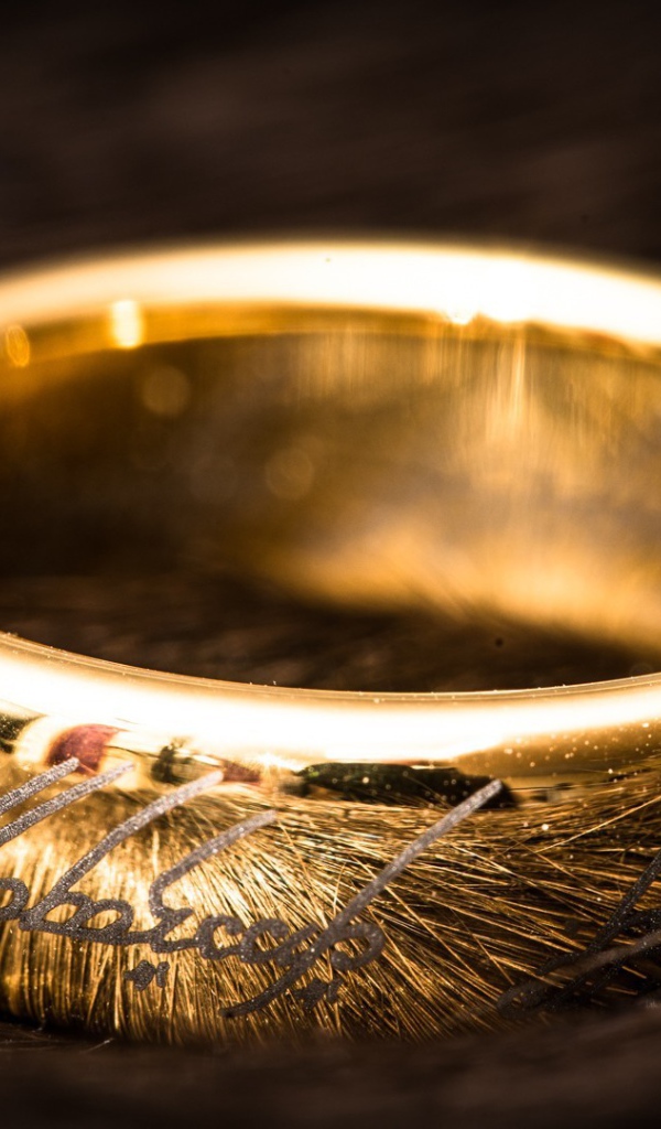 Золотое кольцо из Властелина колец