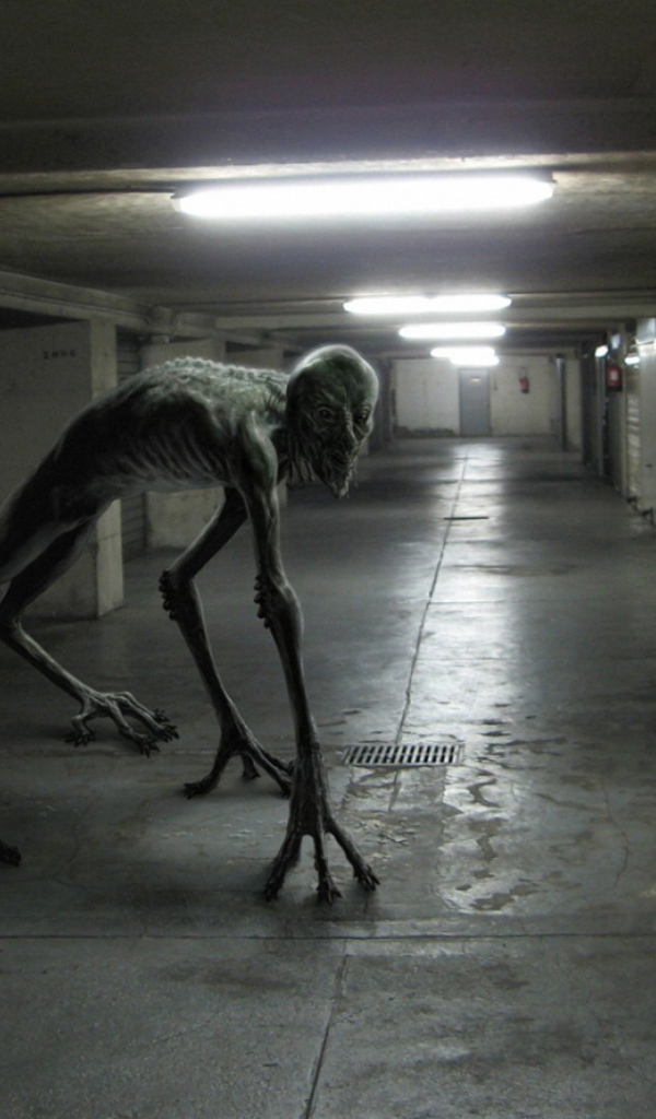 Монстр на подземной парковке