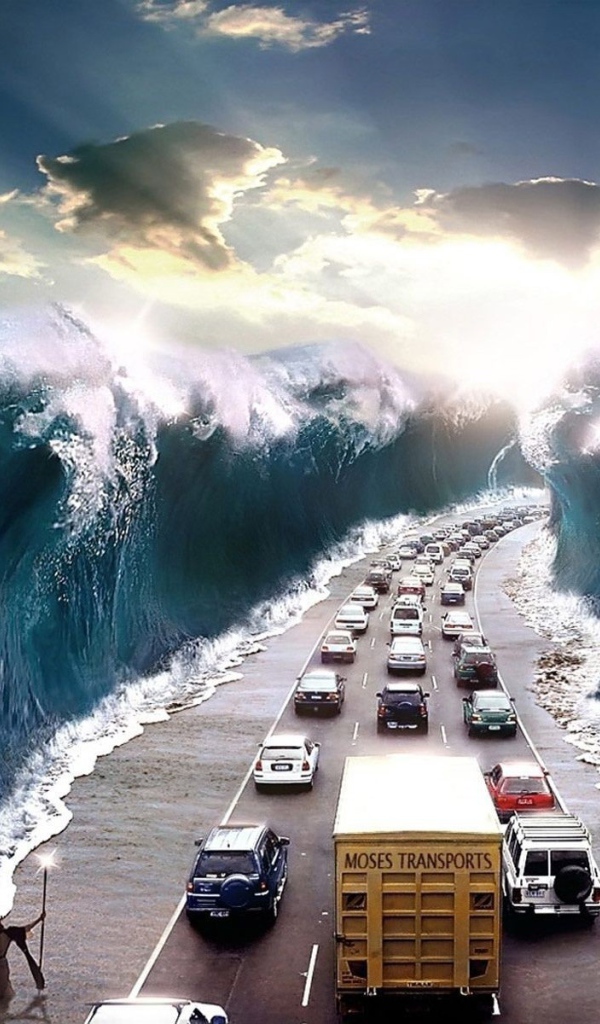 Моисей проложил шоссе по дну моря