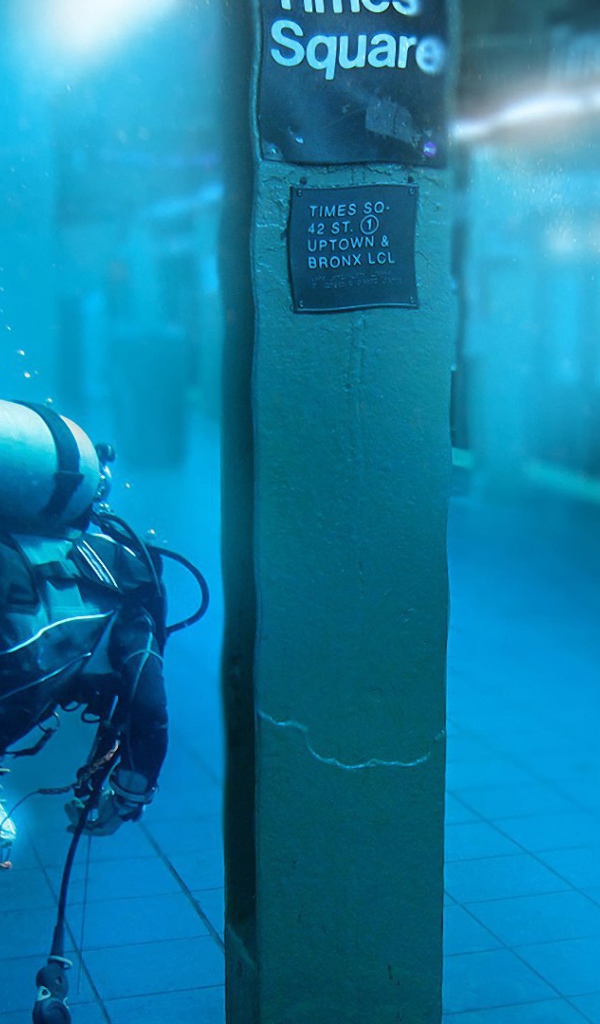 Нью-Йоркское метро  под водой