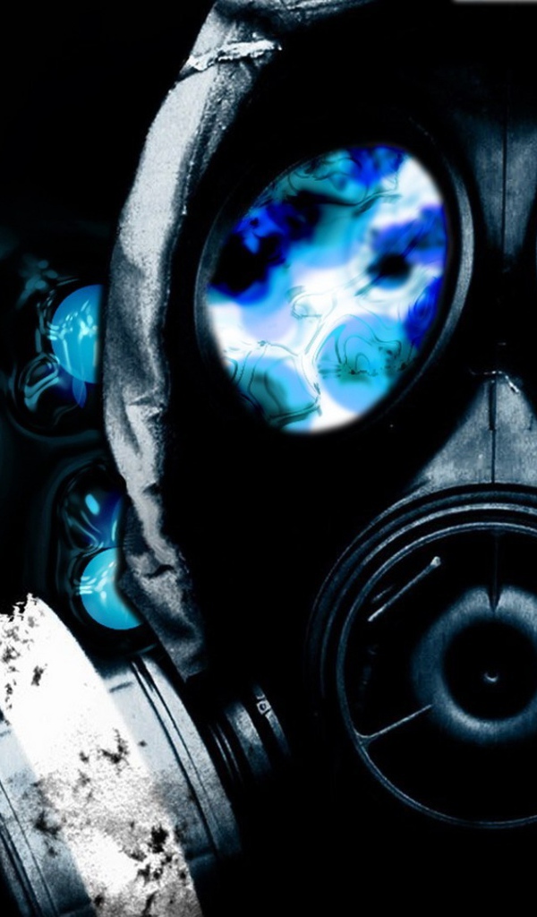 Сталкер в маске с голубыми стеклами