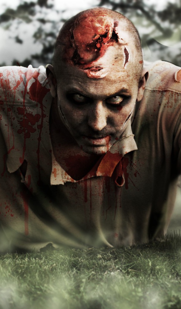 Зомби весь в крови