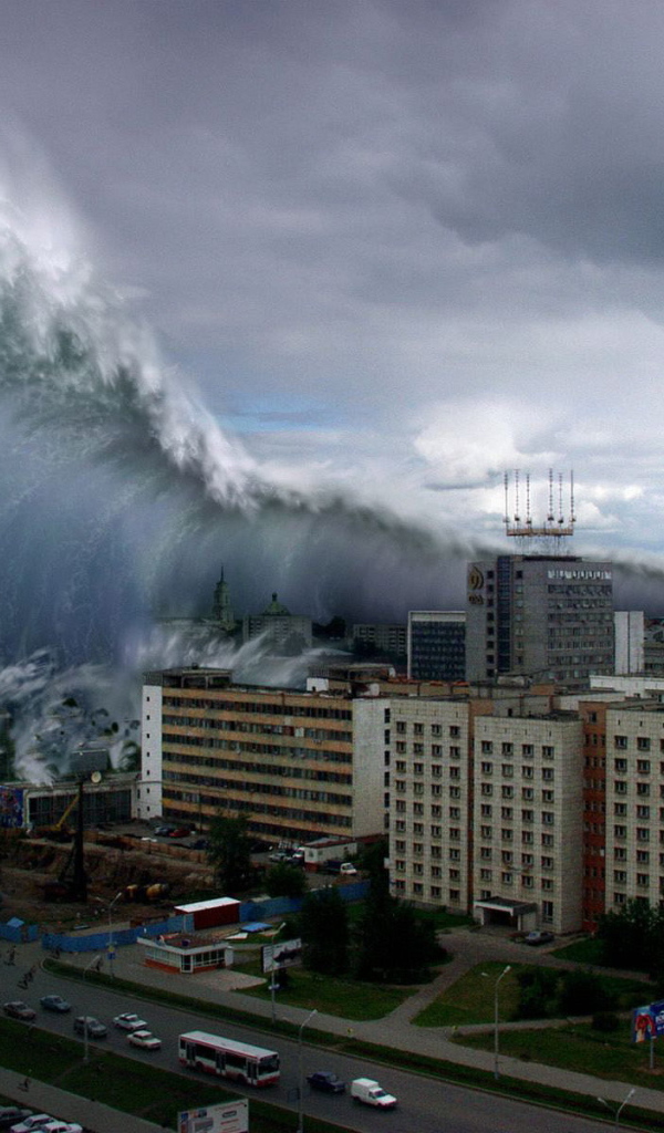 Волна надвигается на город