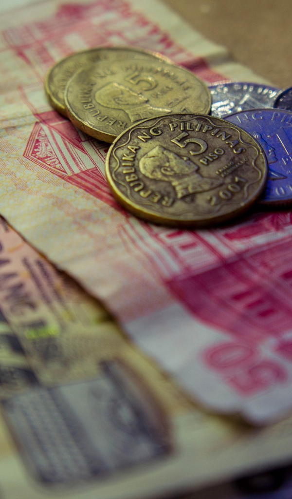Банкноты и монеты республики Филиппины
