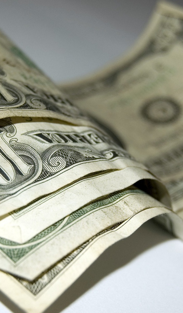 Несколько десятидолларовых купюр