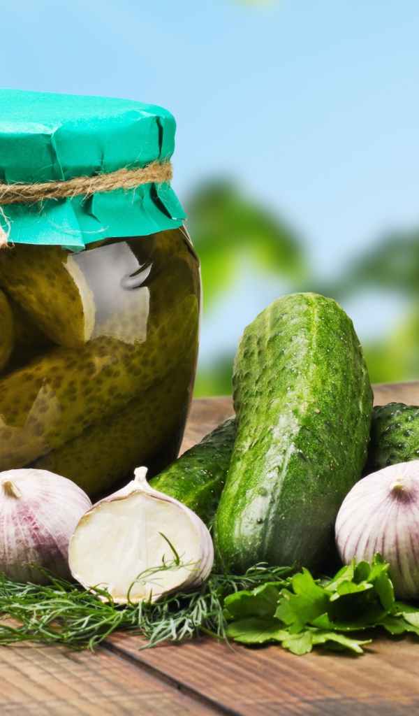 	   Pickled cucumber in glass containers