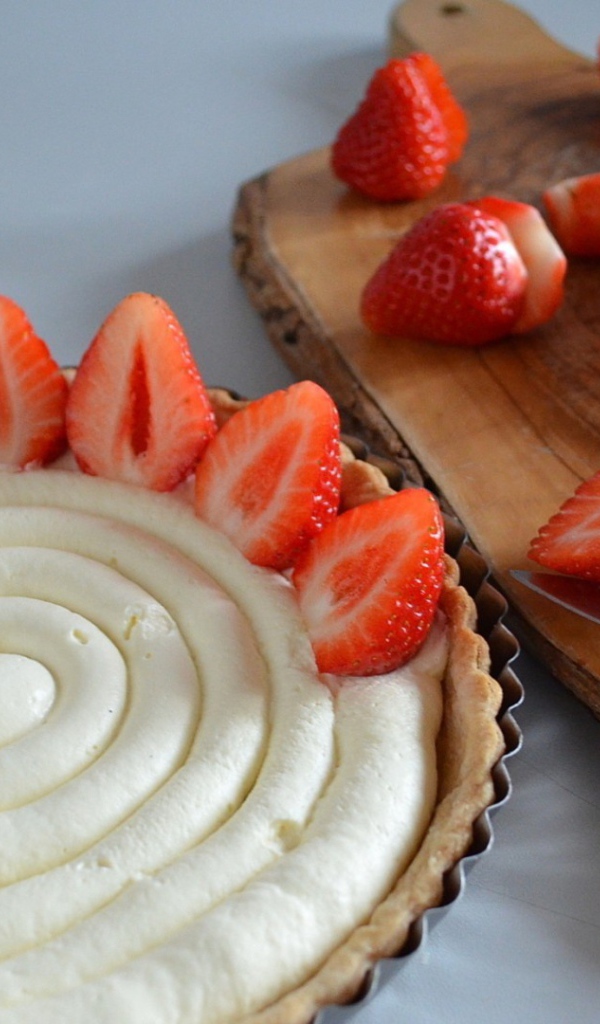 Приготовление клубничного пирога