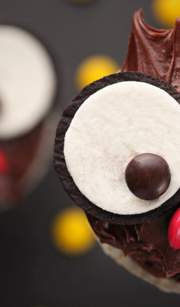 Мороженое с глазами