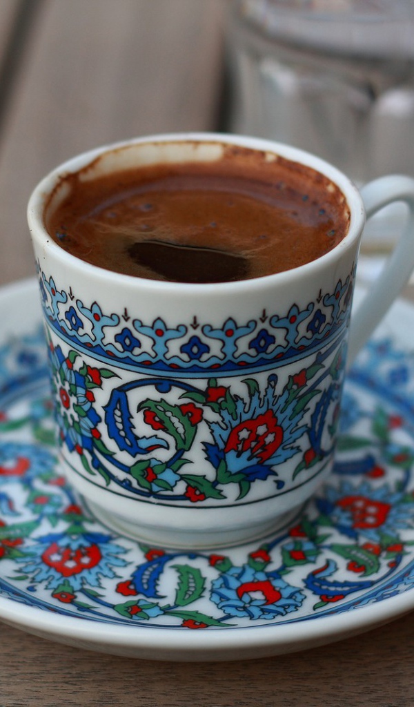 Чашка для кофе с орнаментом