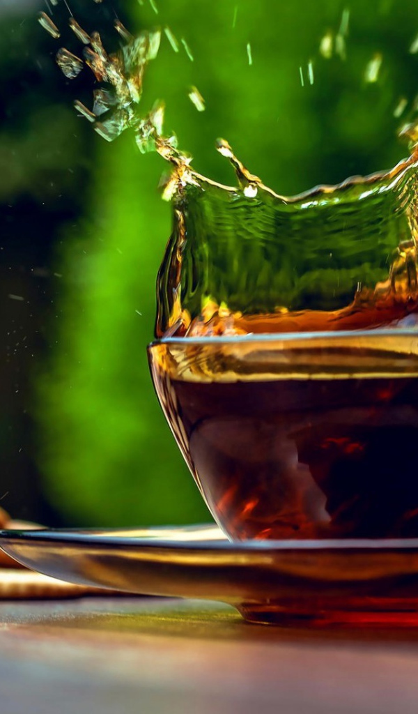 Чай в прозрачной чашке