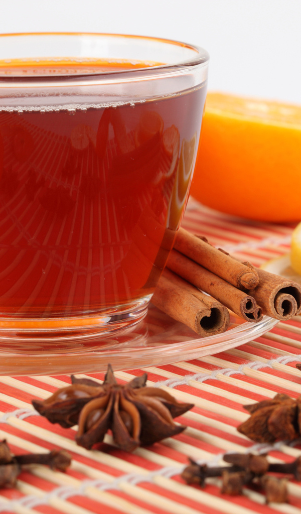 Чай с лимоном и корицей