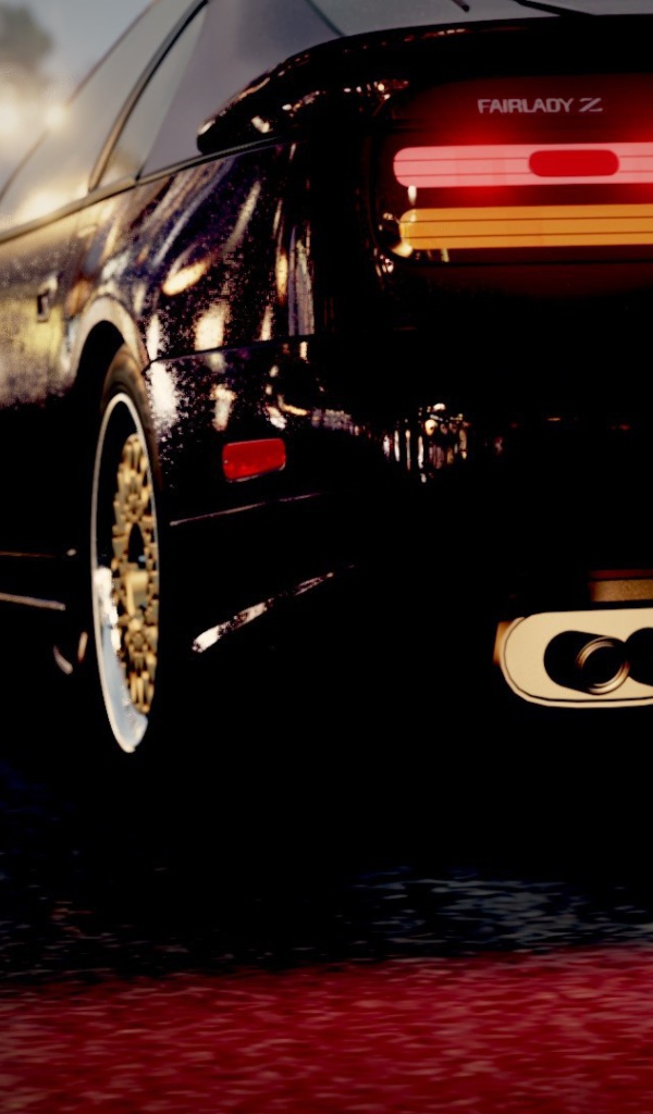 Гоночный Ниссан в игре Forza Horizon