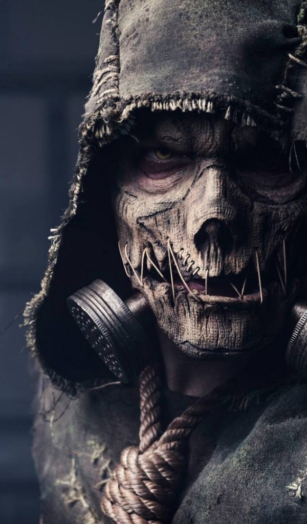 Персонаж Scarecrow в маске