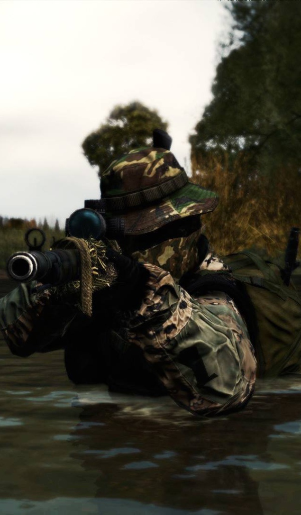 Солдат в воде, игра DayZ